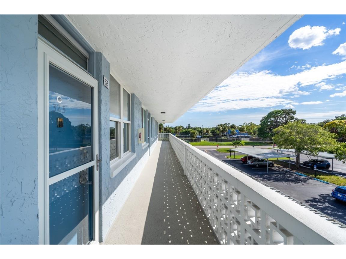 4715 Bay Street NE #325 Saint Petersburg FL 33703 O6139959 image1