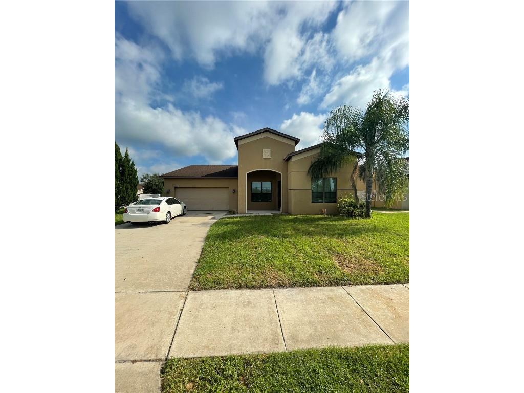 4715 Blackthorn Circle Kissimmee FL 34758 S5107813 image1