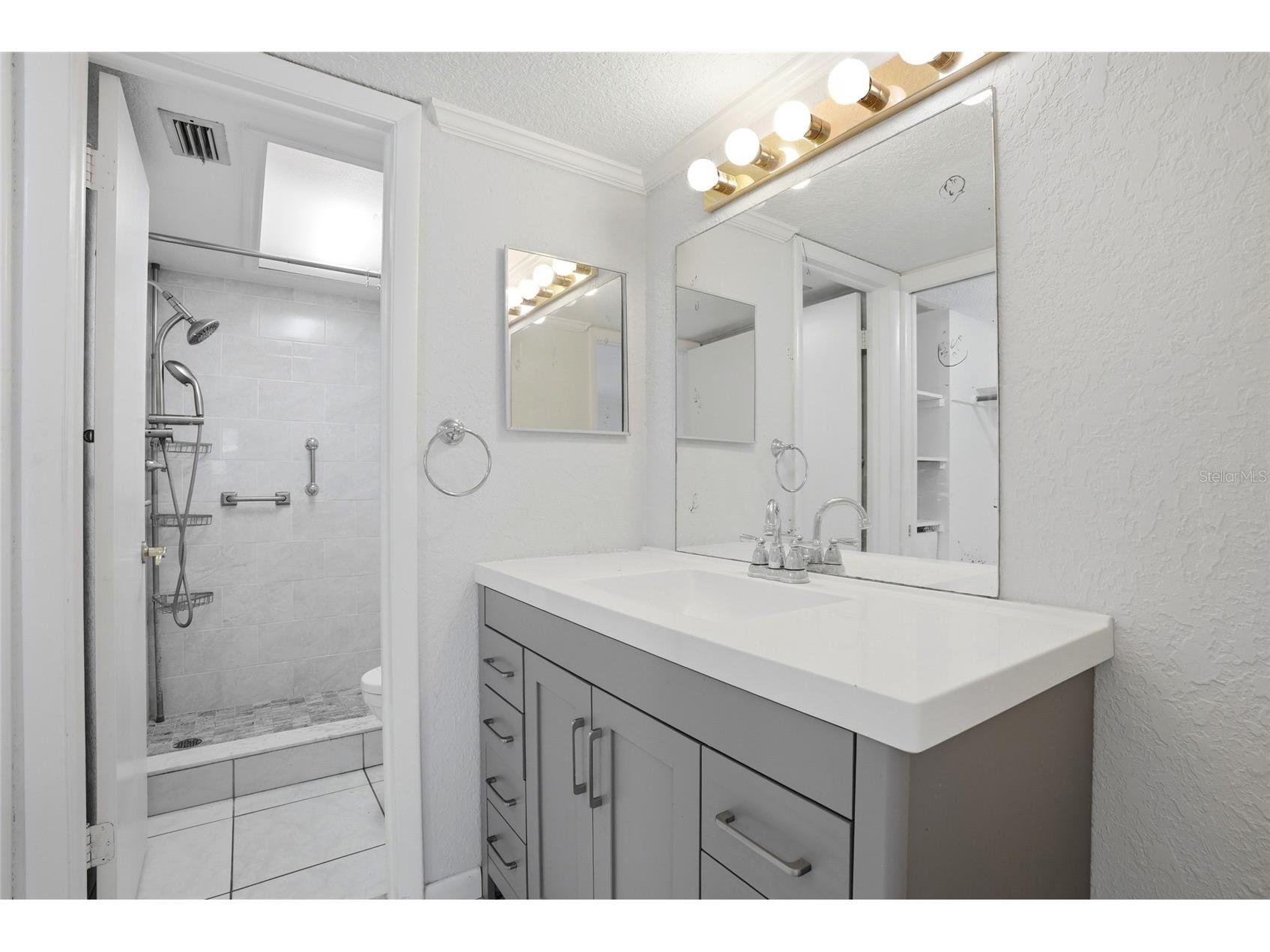 4715 Christa Court #335 Tampa FL 33614 TB8512181 image18