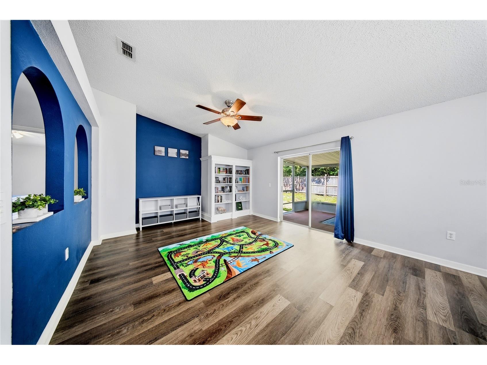 4715 Copper Canyon Boulevard Valrico FL 33594 TB8525509 image7