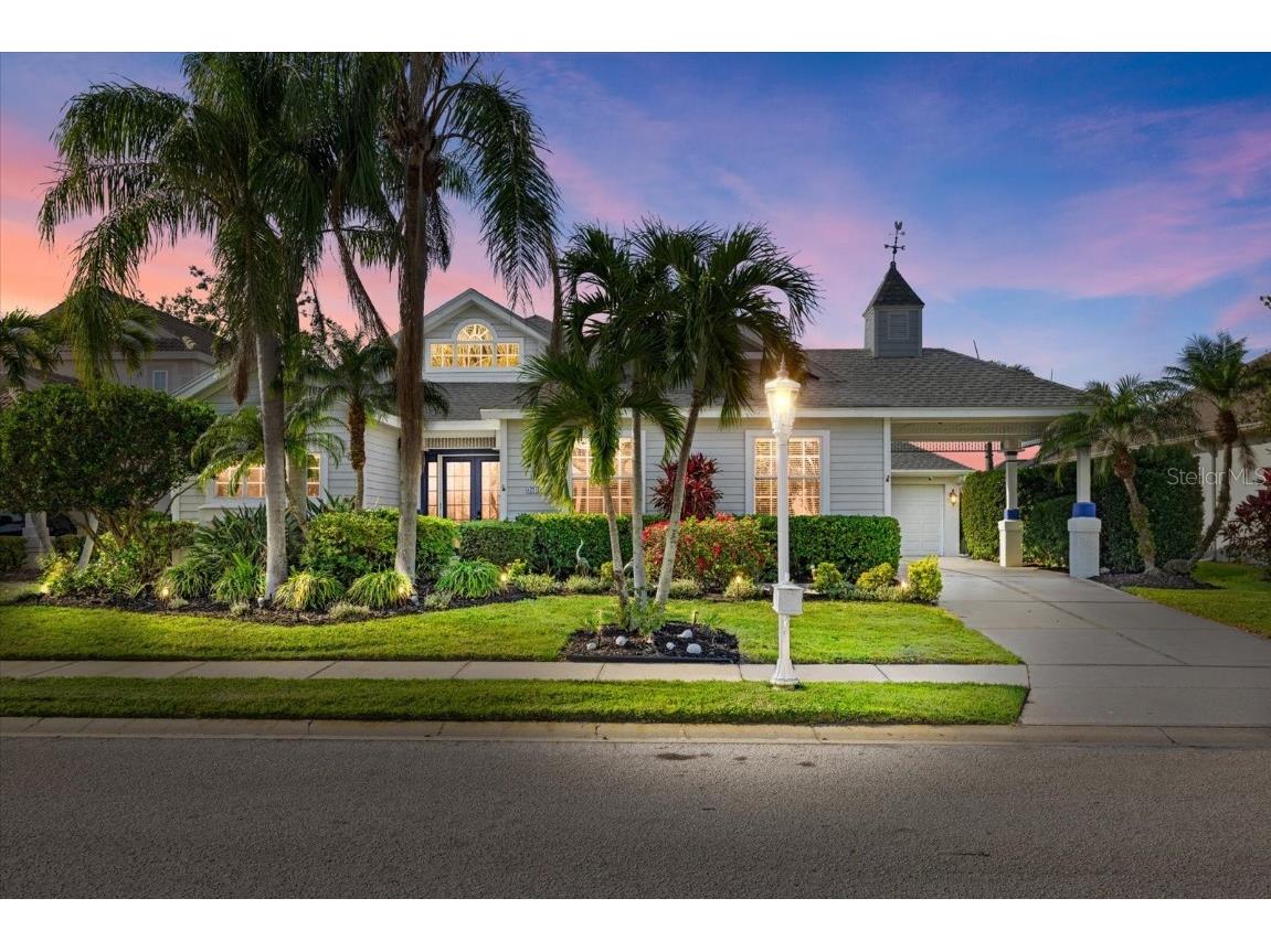 4715 Spinnaker Drive Bradenton FL 34208 A4648729 image1