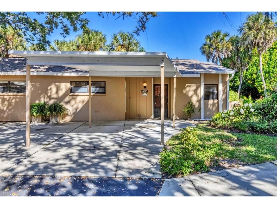 4715 Village Gardens Drive #68 Sarasota FL 34234 A4671908 image1