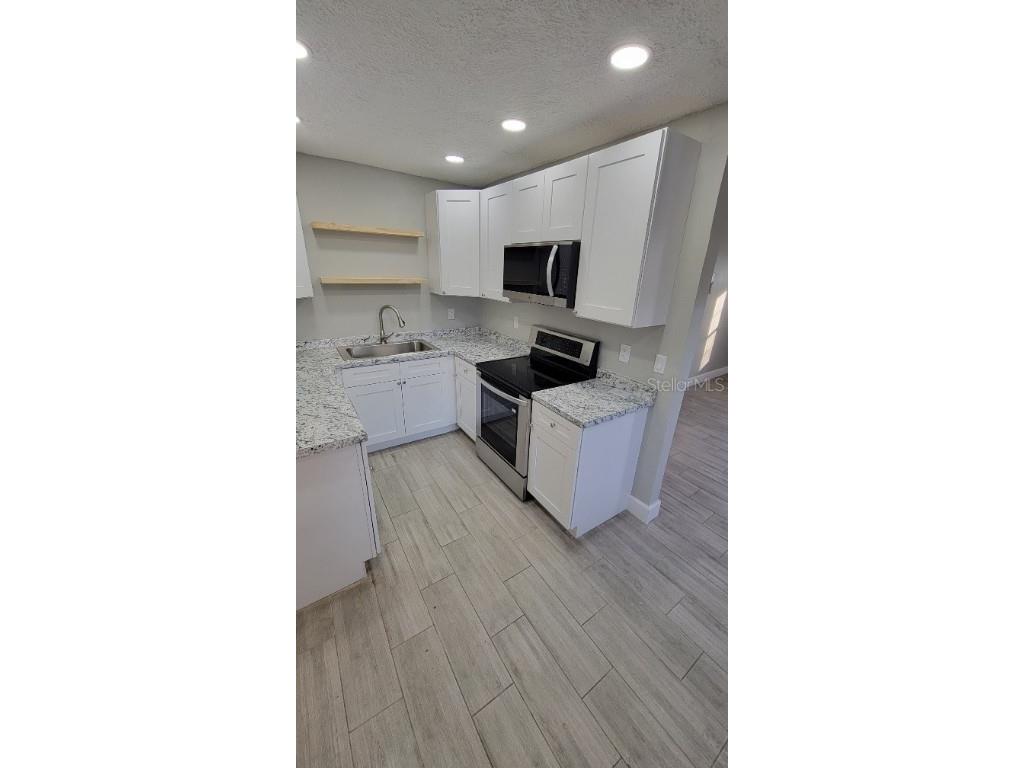 4715 W Wallcraft Avenue Tampa FL 33611 TB8444563 image4