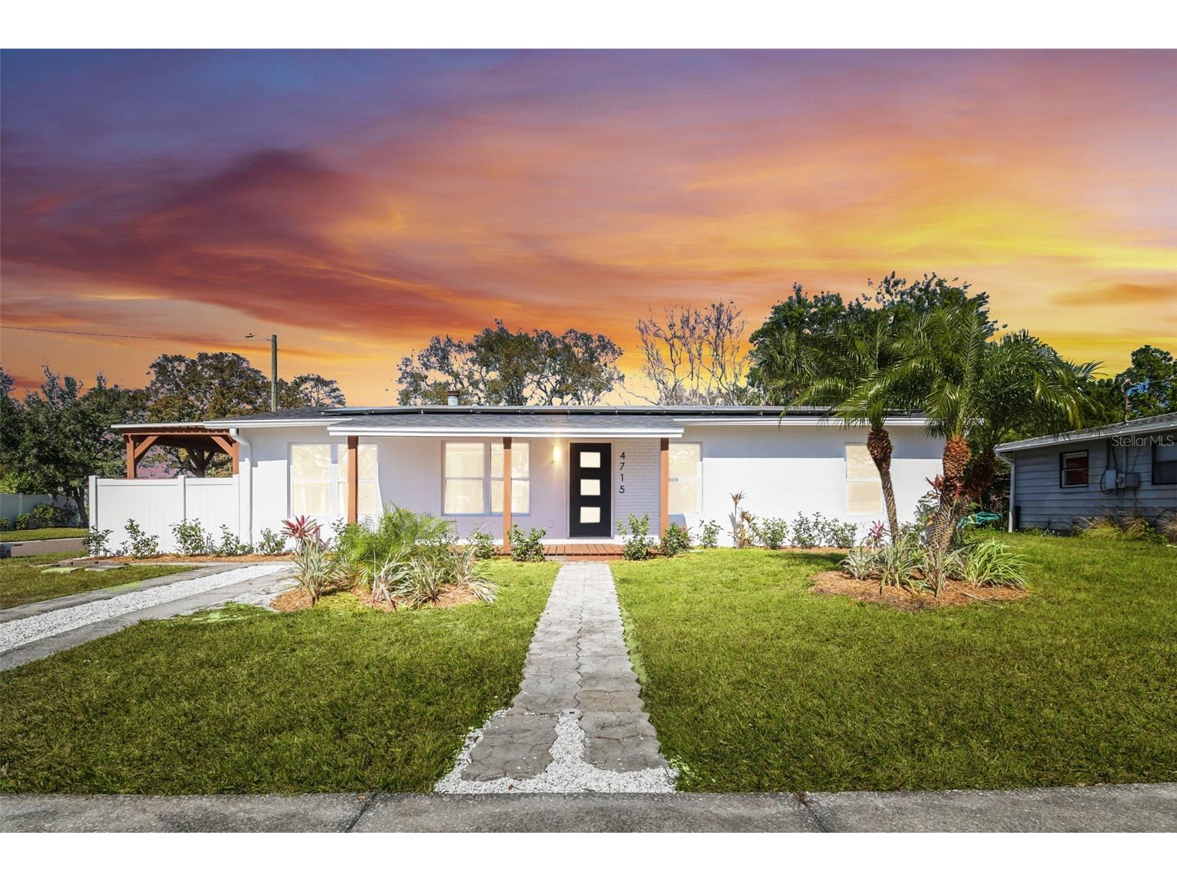 4715 W Wisconsin Avenue Tampa FL 33616 TB8459854 image1