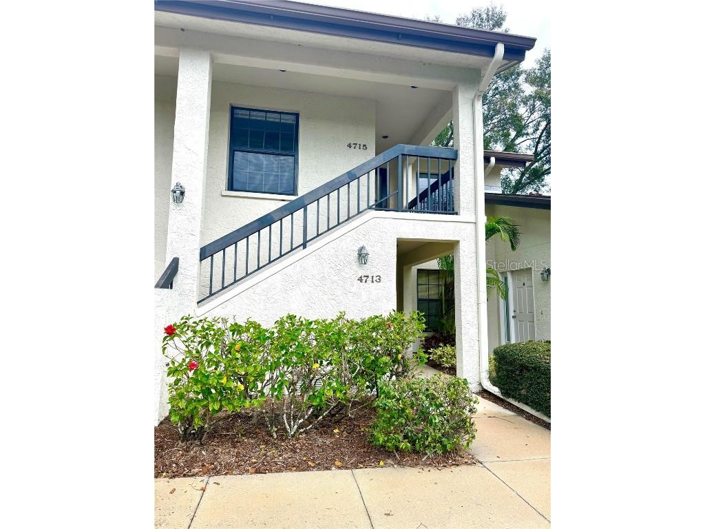 4715 Winslow Beacon #6 Sarasota FL 34235 A4596329 image1