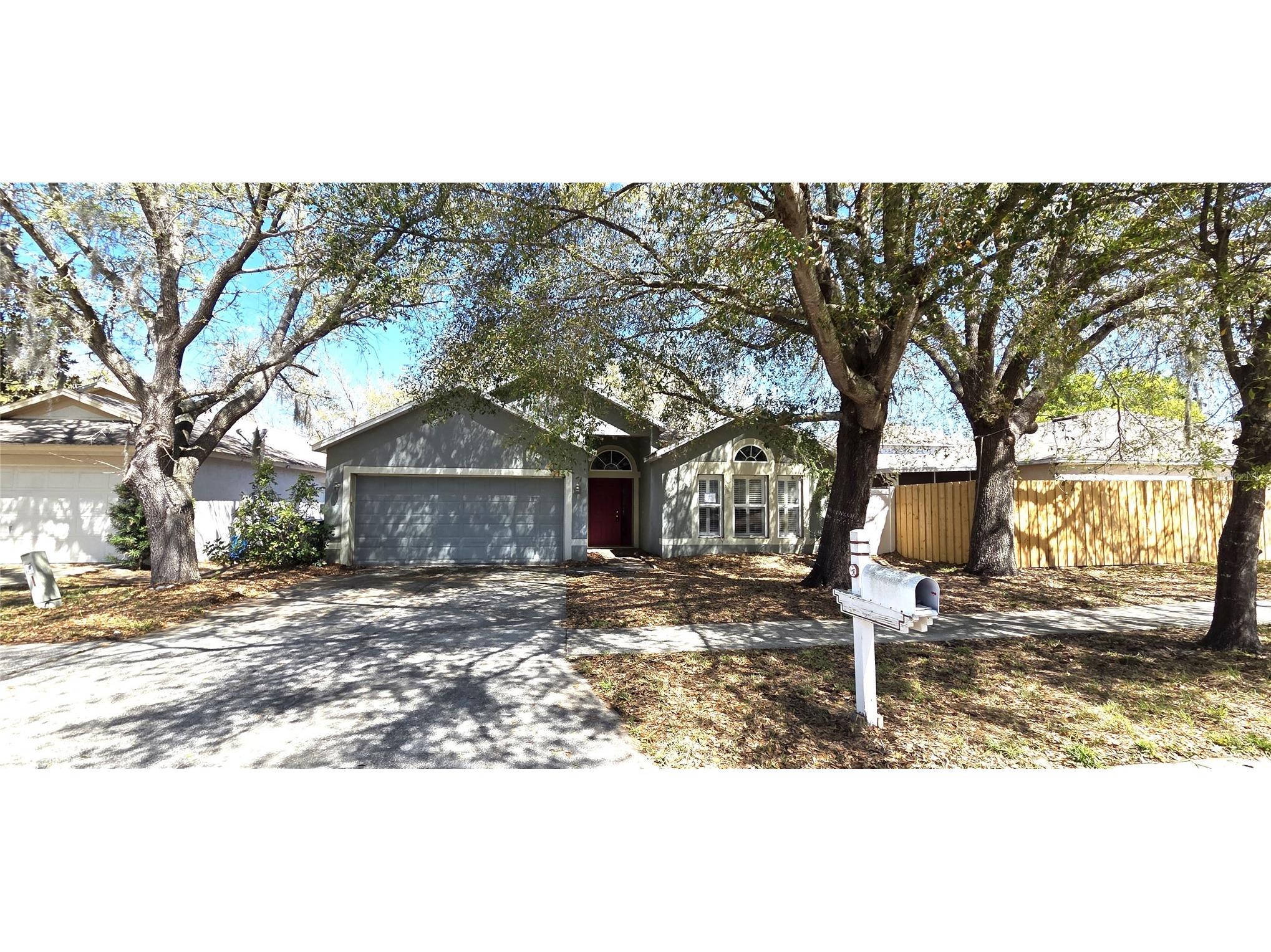 4716 Little Denise Court Valrico FL 33594 L4960268 image1