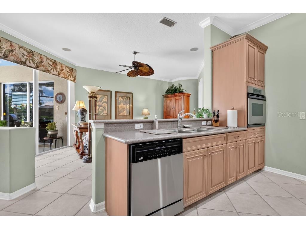 4716 Pinnacle Drive Bradenton FL 34208 W7877034 image11