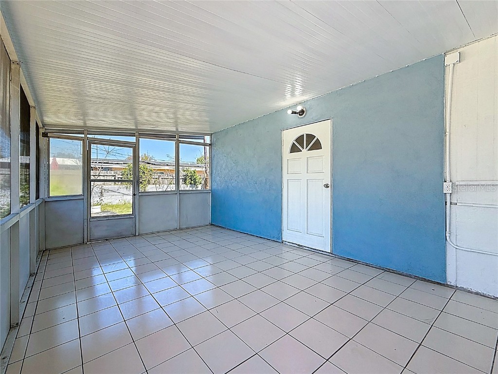 4716 Town N Country Boulevard Tampa FL 33615 TB8445277 image47