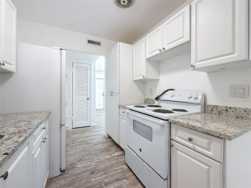 4716 Town N Country Boulevard Tampa FL 33615 TB8453181 image8