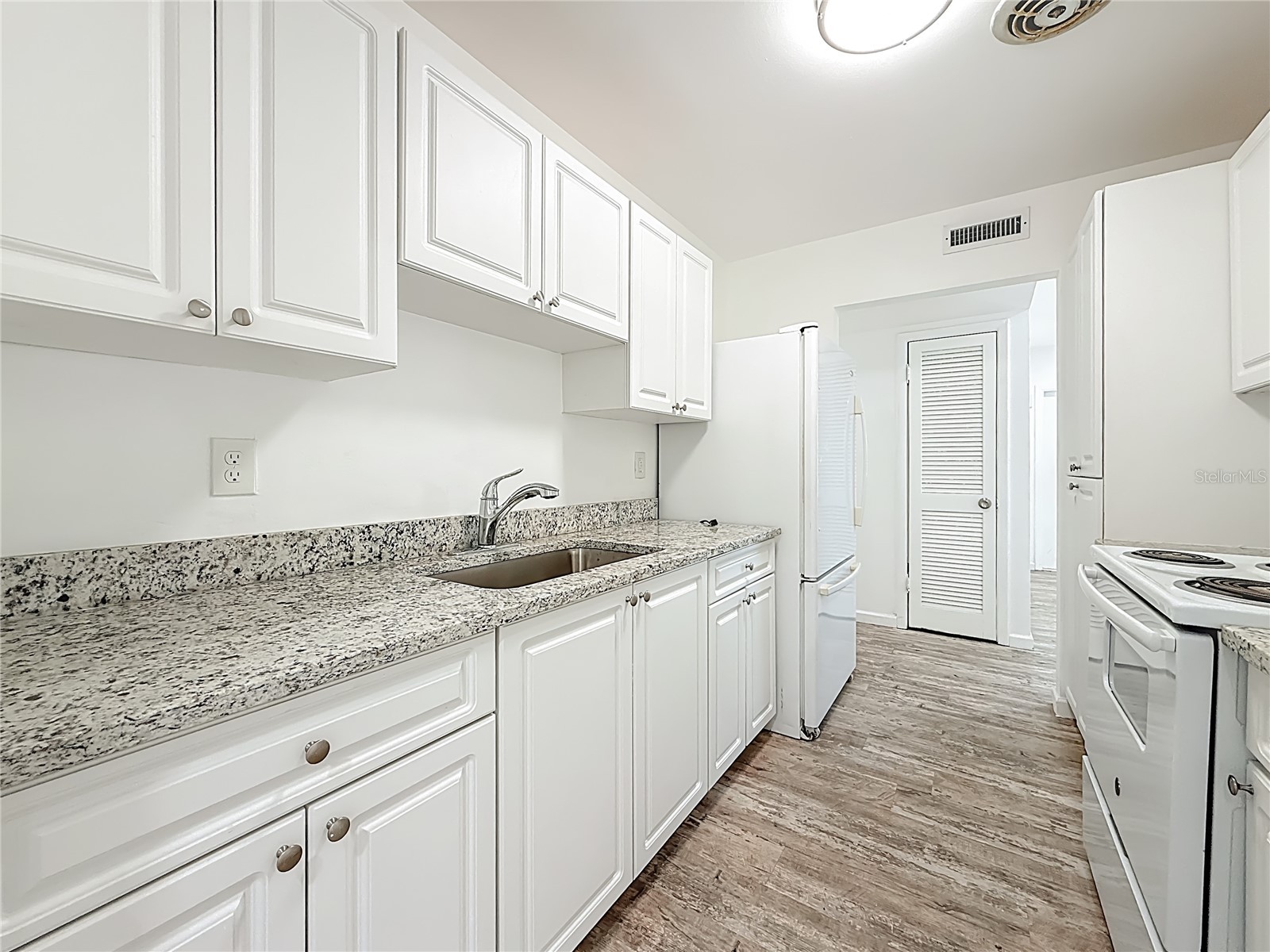 4716 Town N Country Boulevard Tampa FL 33615 TB8468807 image13