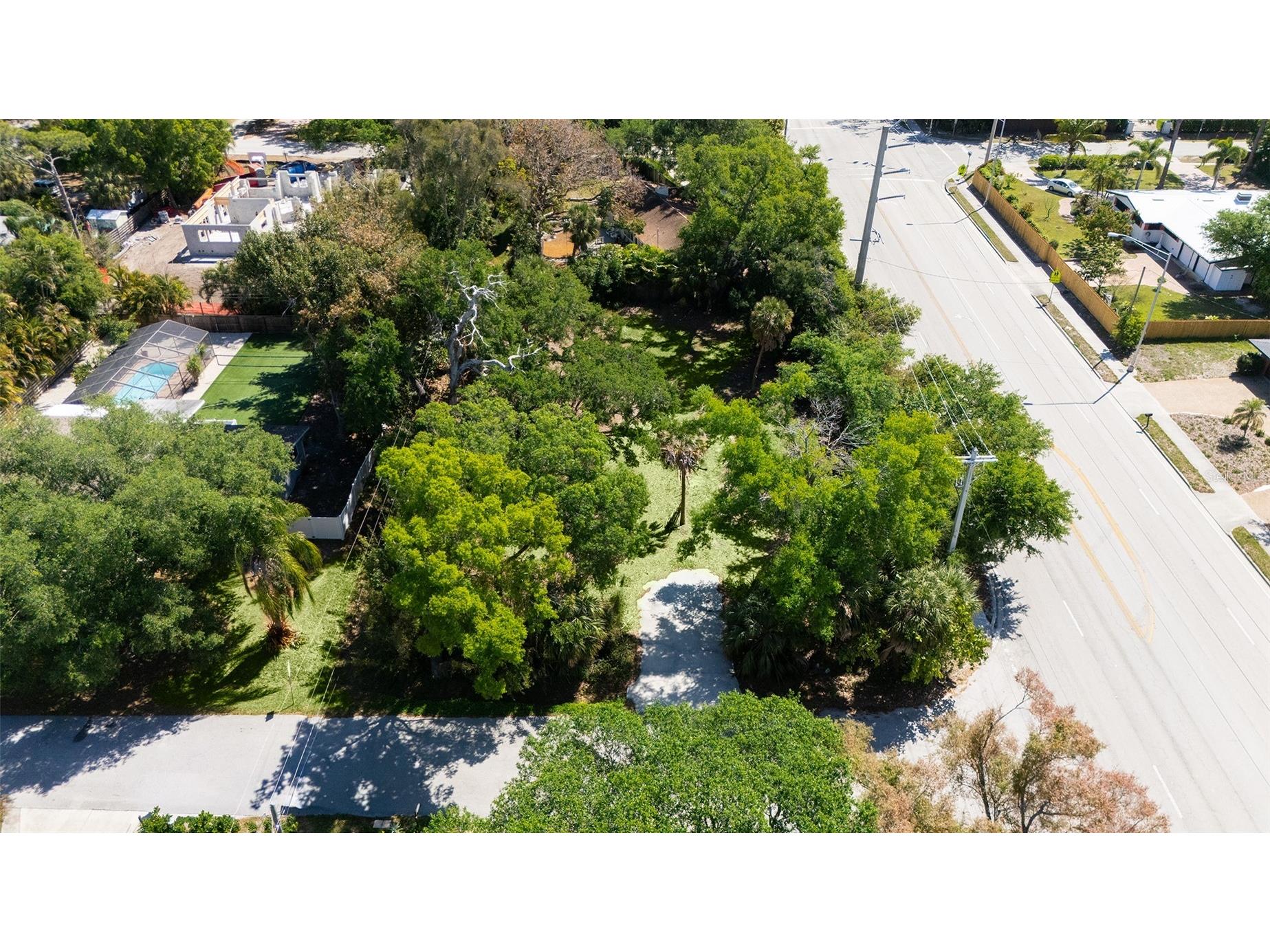 4717 Crystal Avenue Sarasota FL 34231 A4688741 image1