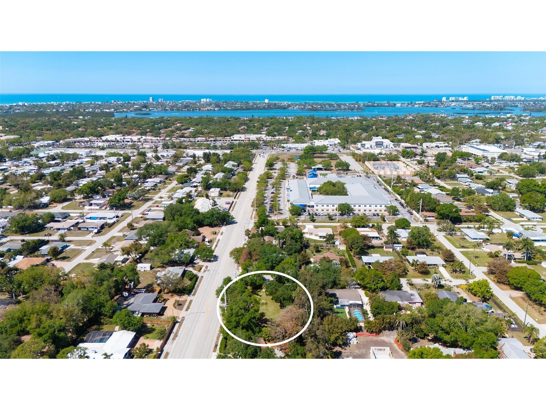 4717 Crystal Avenue Sarasota FL 34231 A4688741 image11