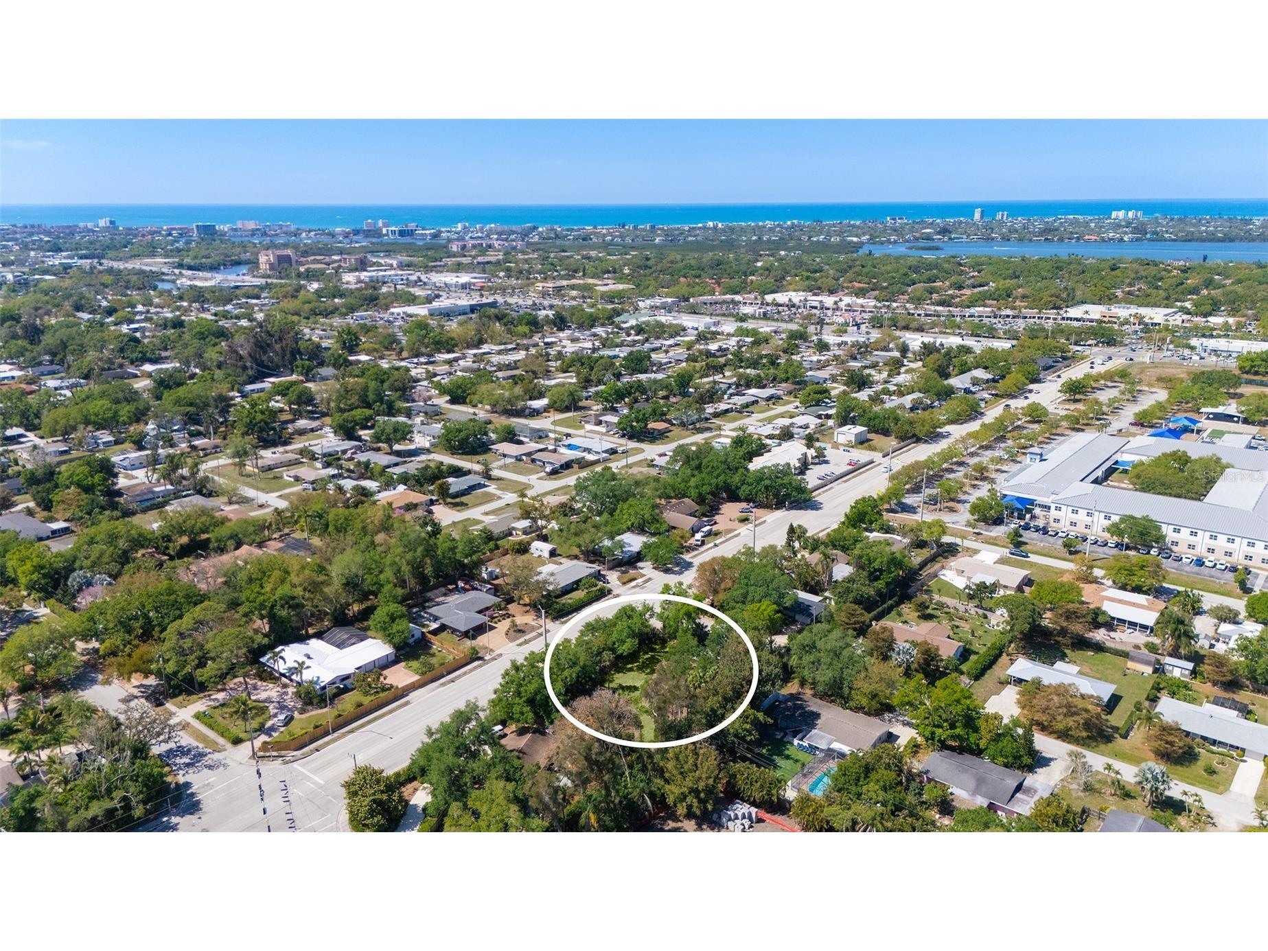 4717 Crystal Avenue Sarasota FL 34231 A4688741 image9