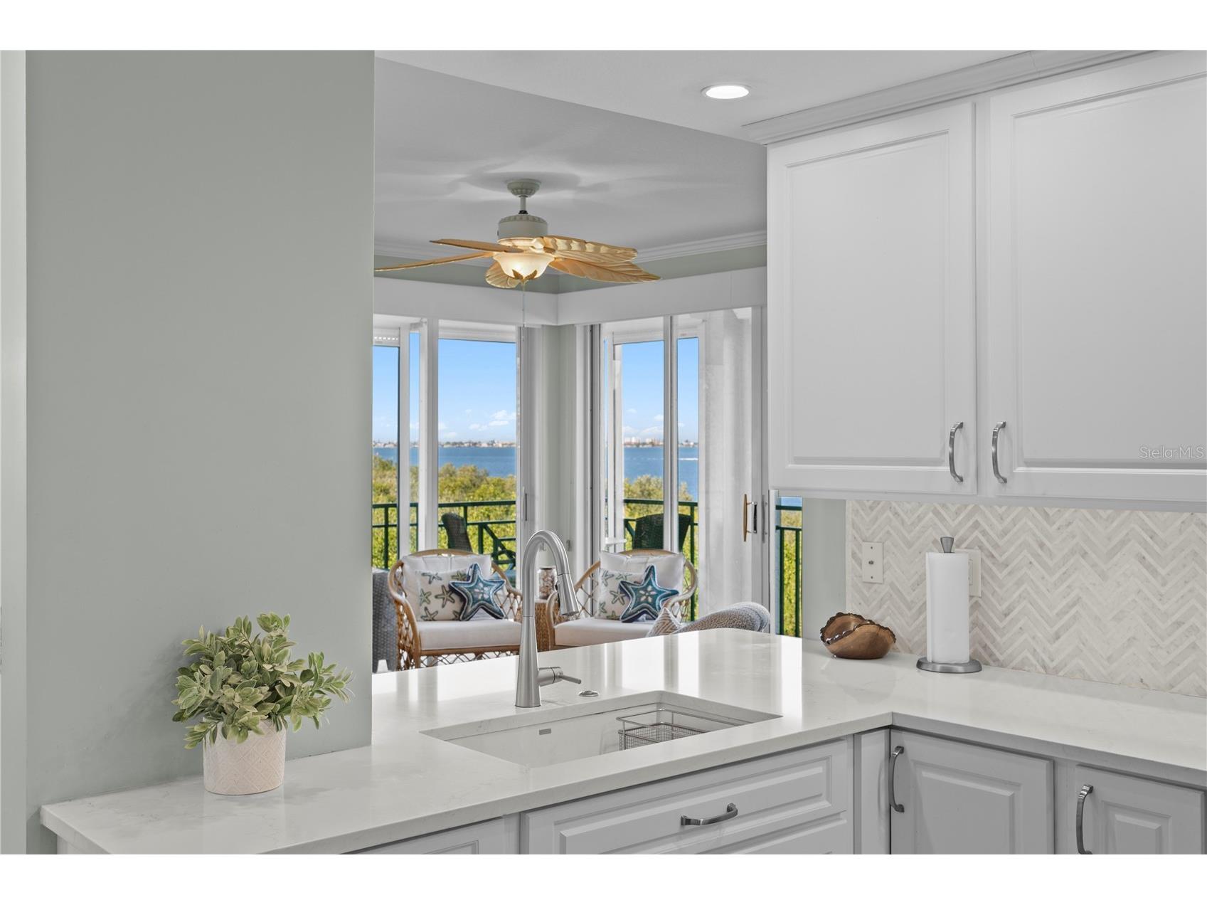 4717 Dolphin Cay Lane S #202 Saint Petersburg FL 33711 - BOCA CIEGA BAY TB8485352 image27