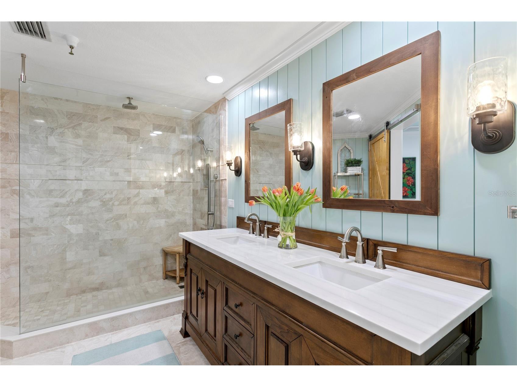 4717 Dolphin Cay Lane S #202 Saint Petersburg FL 33711 - BOCA CIEGA BAY TB8485352 image31