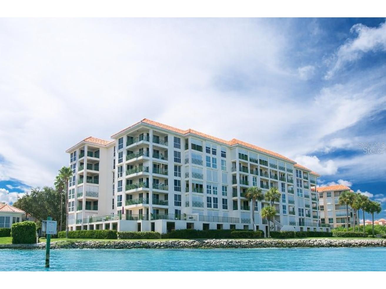 4717 Dolphin Cay Lane S #203 Saint Petersburg FL 33711 - BOCA CIEGA CHANNEL TB8466987 image1