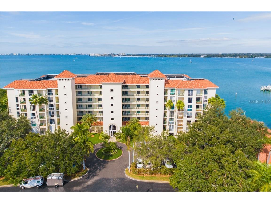4717 Dolphin Cay Lane S #303 Saint Petersburg FL 33711 - BOCA CIEGA CHANNEL TB8400658 image1
