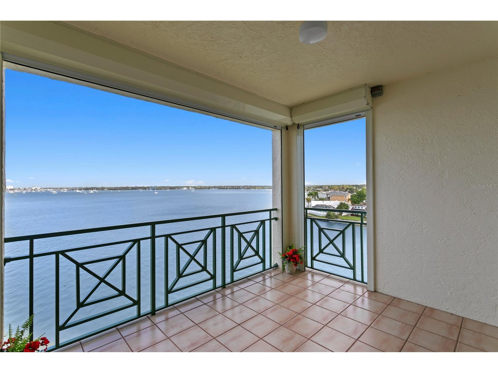 4717 Dolphin Cay Lane S #507 Saint Petersburg FL 33711 - BOCA CIEGA BAY TB8482559 image5