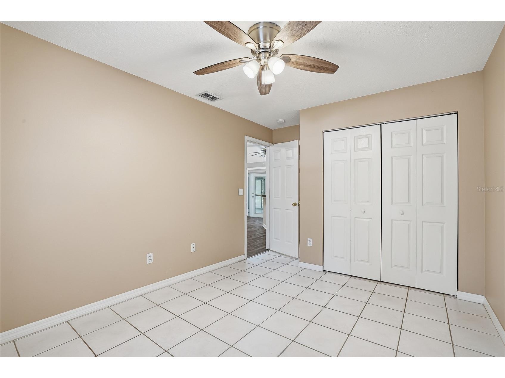4717 Lakewood Drive Seffner FL 33584 TB8485059 image16