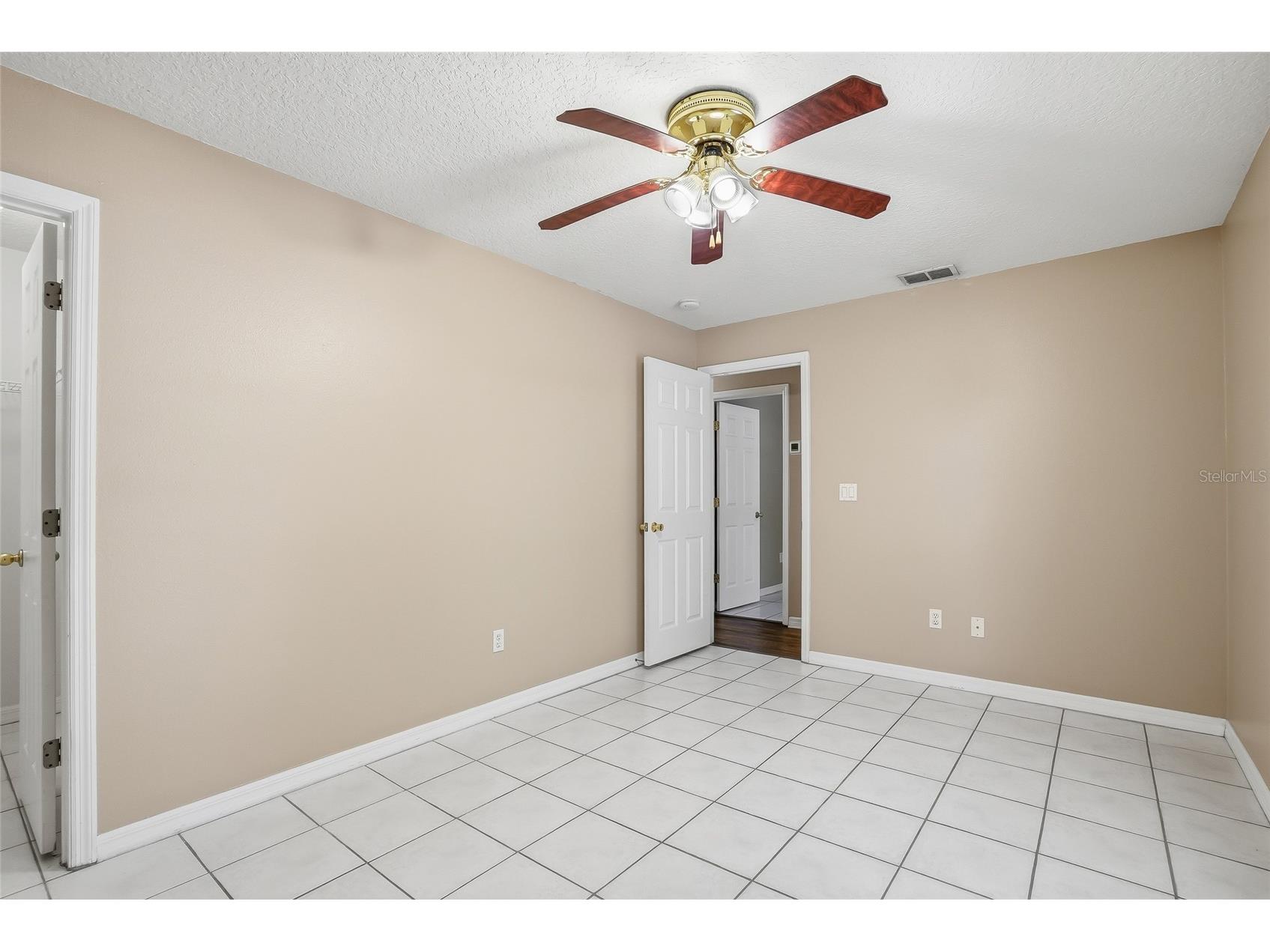 4717 Lakewood Drive Seffner FL 33584 TB8485059 image23