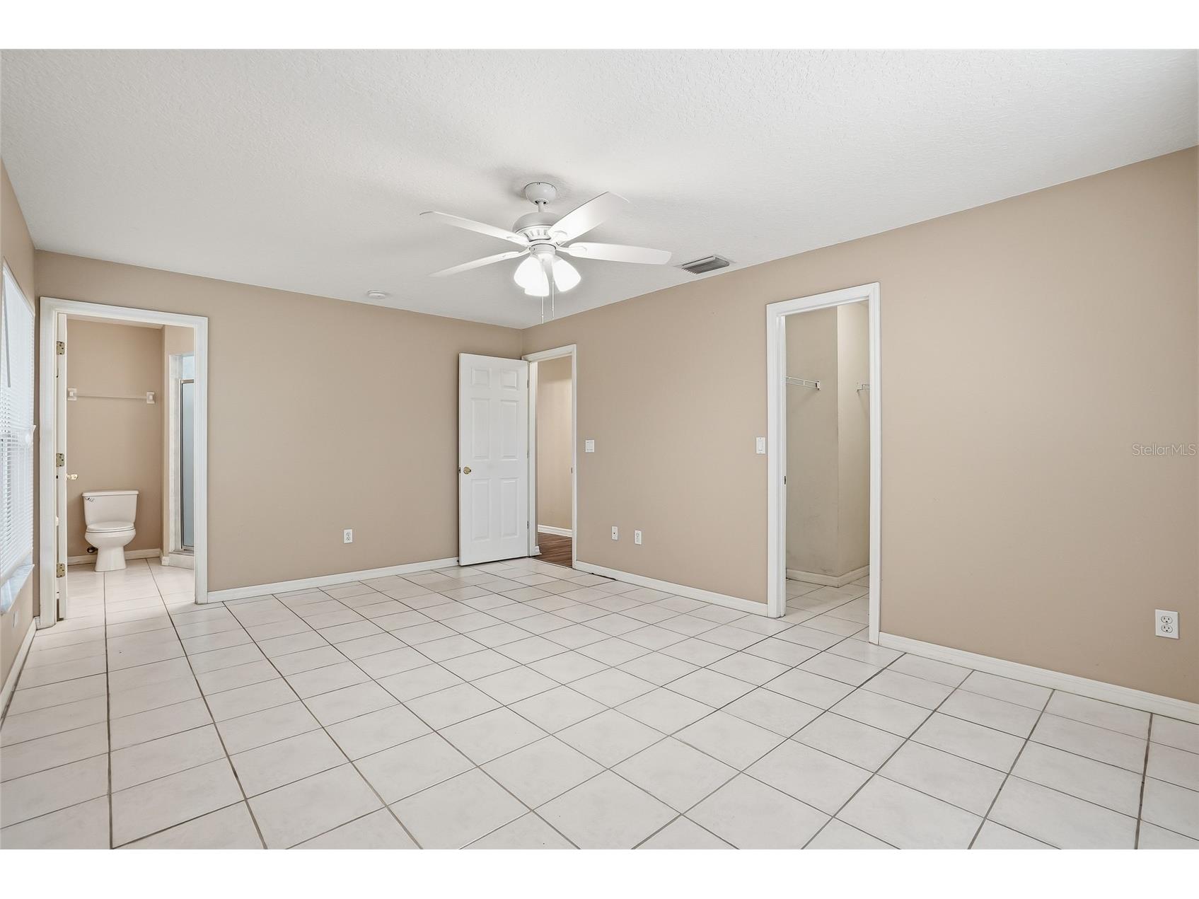 4717 Lakewood Drive Seffner FL 33584 TB8485059 image25
