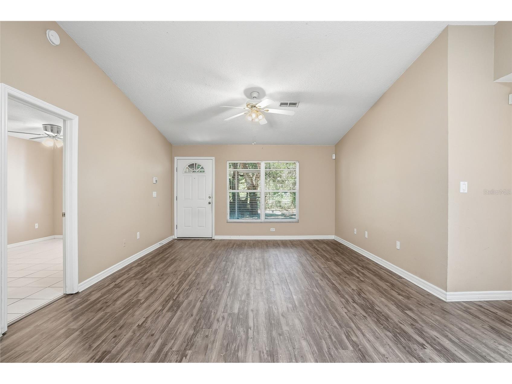 4717 Lakewood Drive Seffner FL 33584 TB8485059 image5