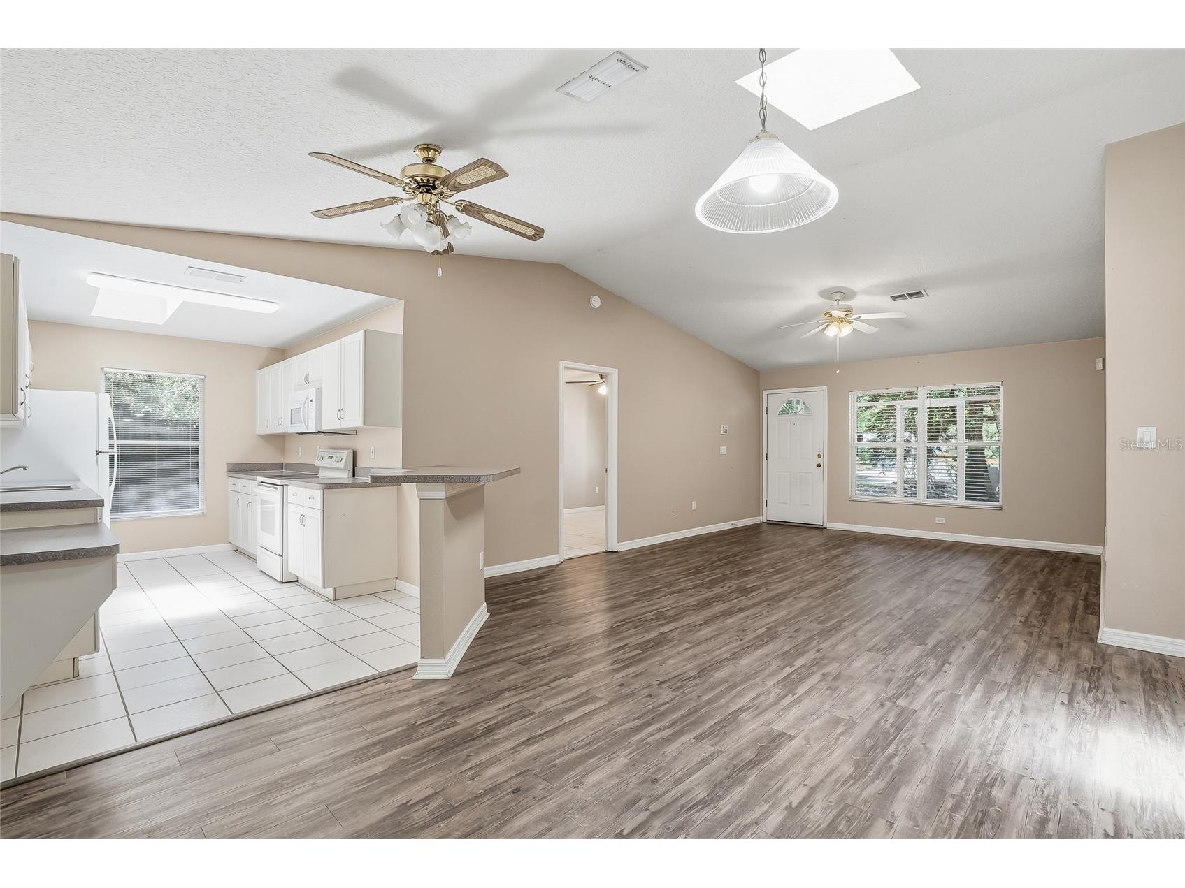 4717 Lakewood Drive Seffner FL 33584 TB8485059 image8
