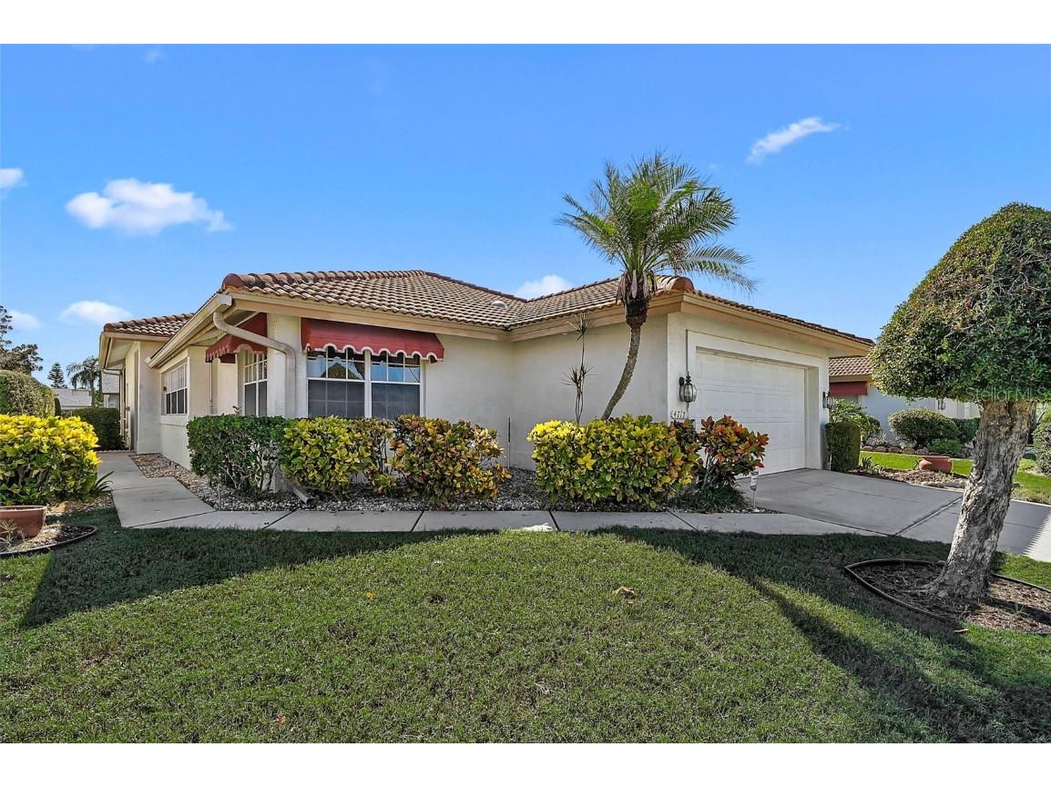 4717 Peridia Boulevard E Bradenton FL 34203 A4665919 image1