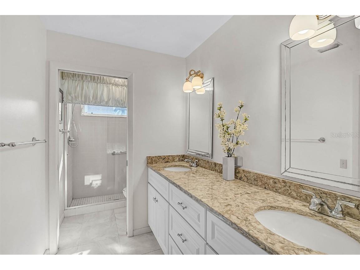 4717 Peridia Boulevard E Bradenton FL 34203 A4665919 image12