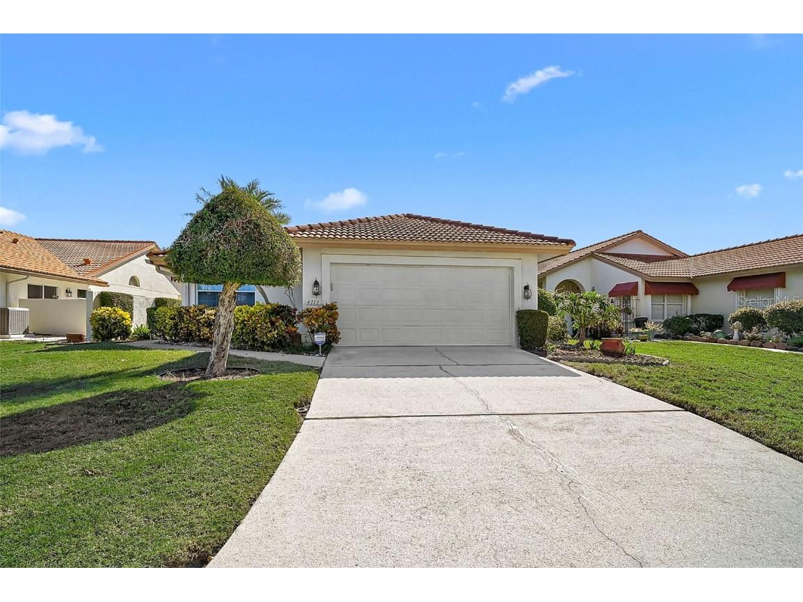 4717 Peridia Boulevard E Bradenton FL 34203 A4665919 image3