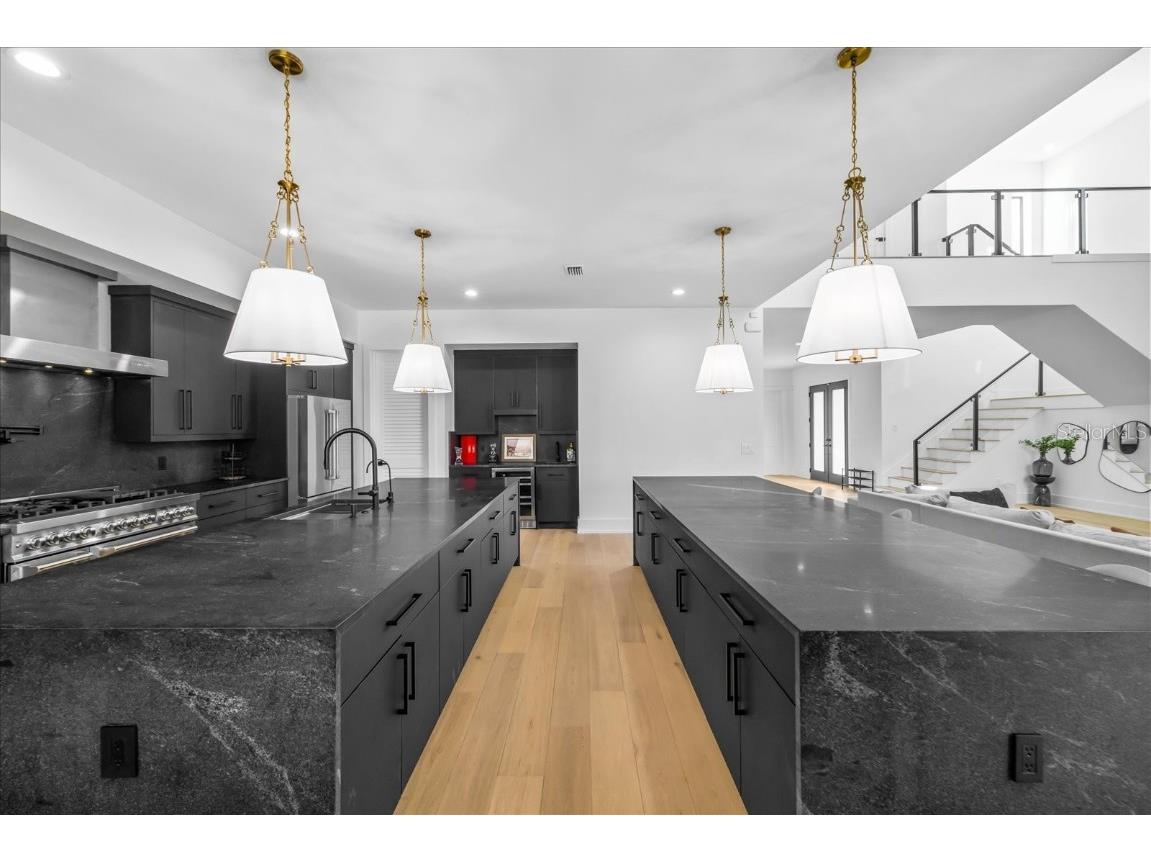 4717 W Estrella Street Tampa FL 33629 TB8448763 image12