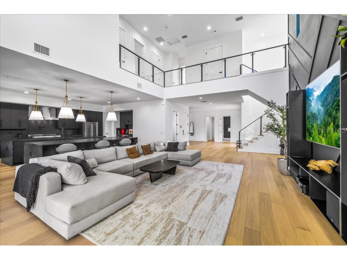 4717 W Estrella Street Tampa FL 33629 TB8448763 image19