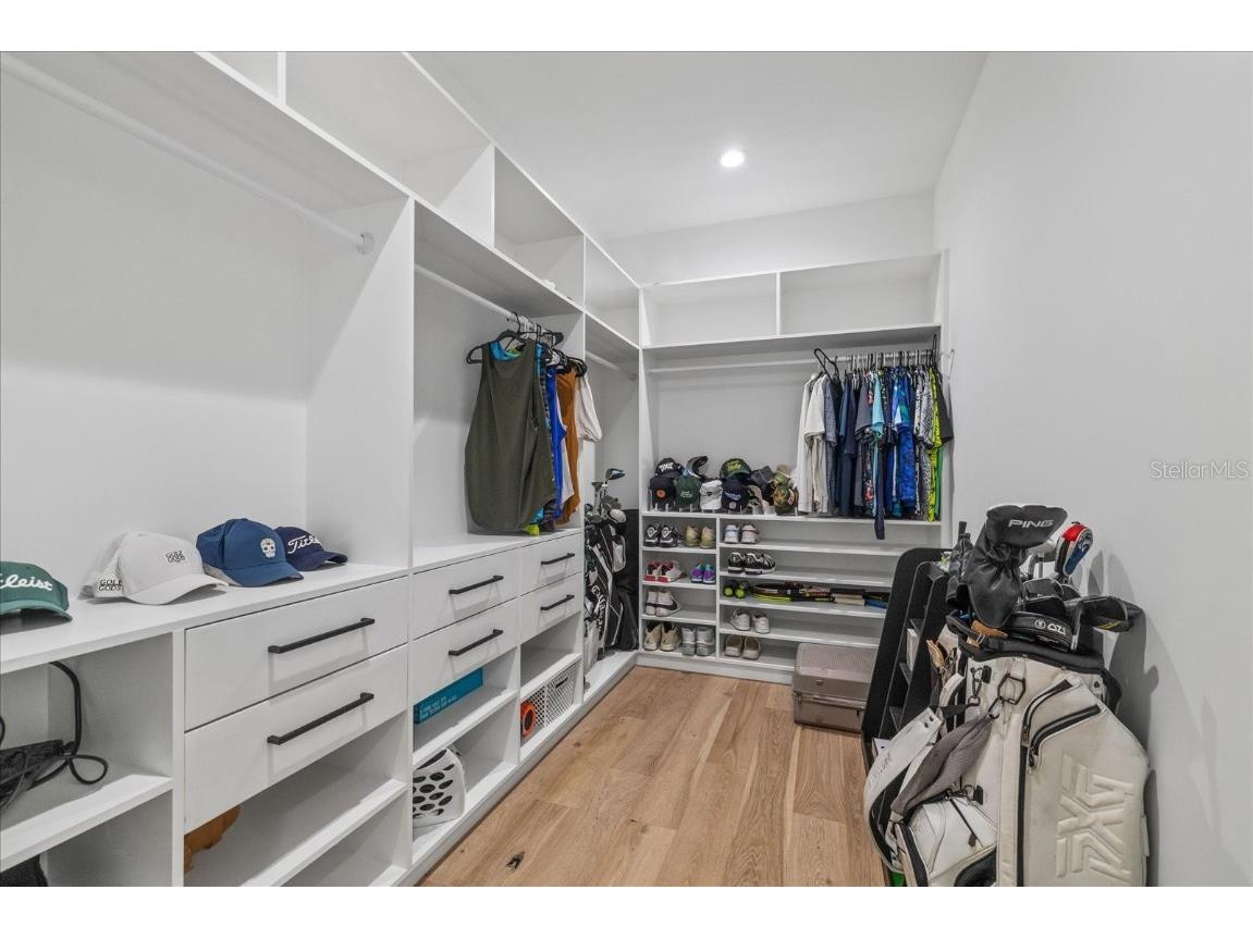 4717 W Estrella Street Tampa FL 33629 TB8448763 image33