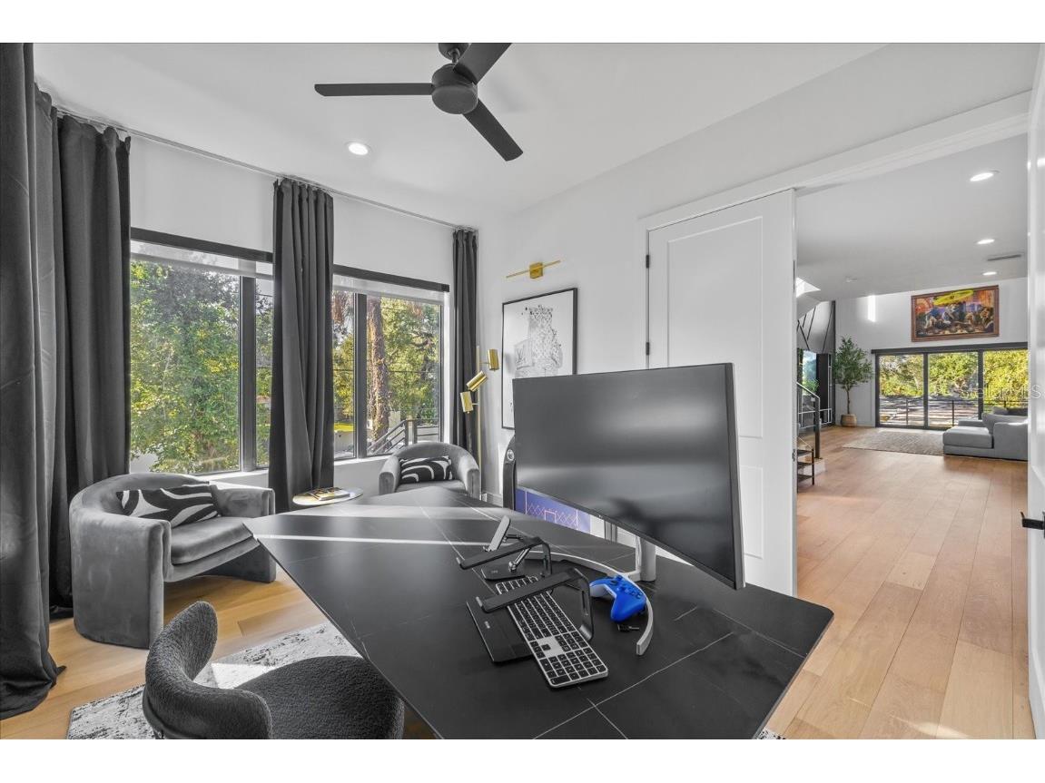 4717 W Estrella Street Tampa FL 33629 TB8448763 image40