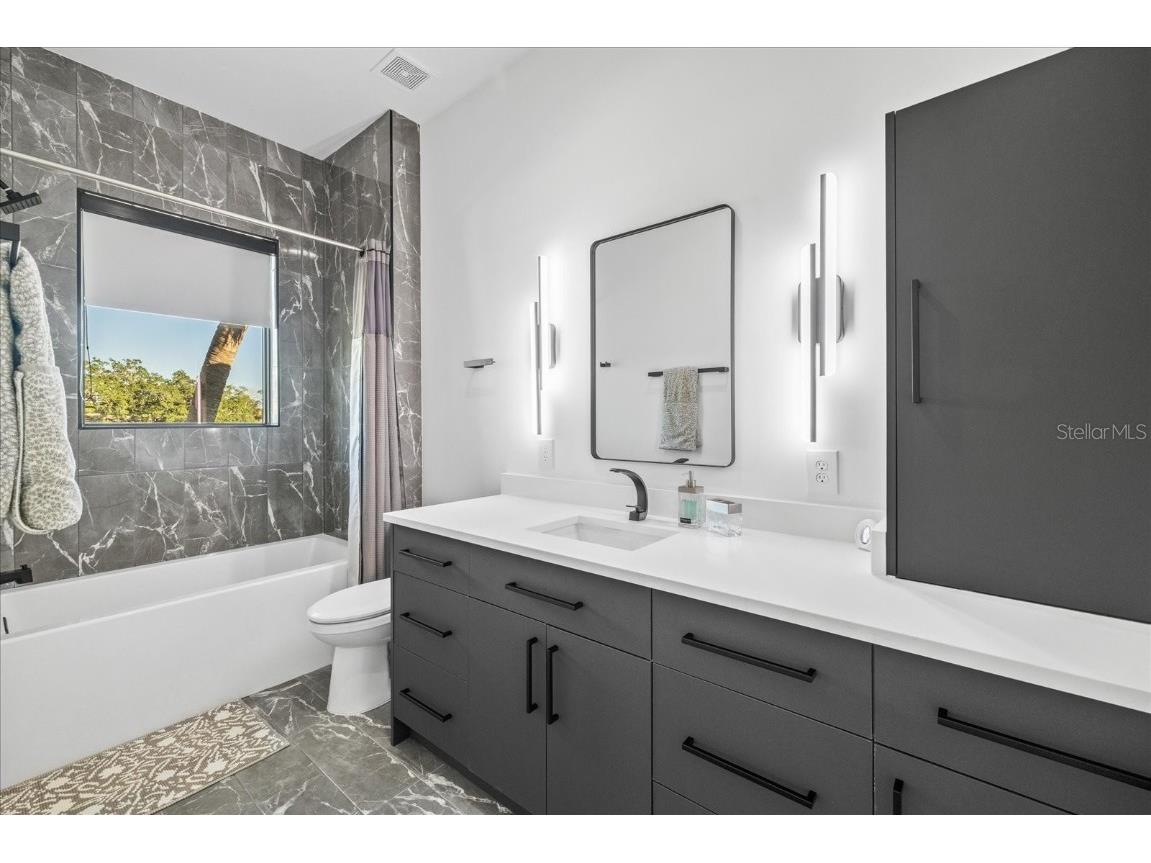 4717 W Estrella Street Tampa FL 33629 TB8448763 image53