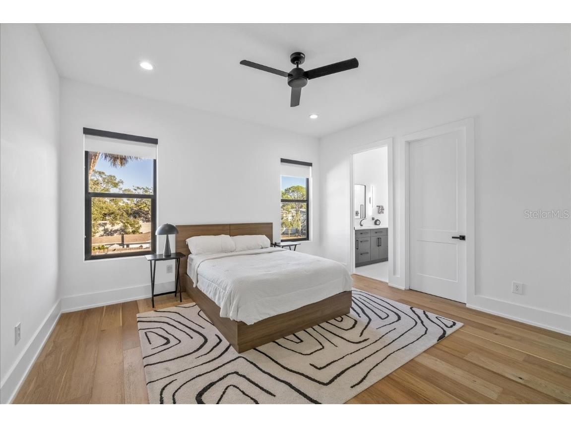 4717 W Estrella Street Tampa FL 33629 TB8448763 image54