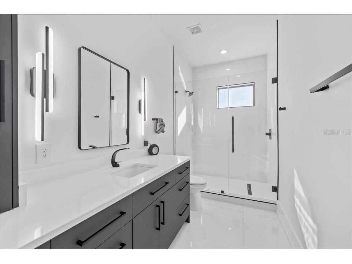 4717 W Estrella Street Tampa FL 33629 TB8448763 image56