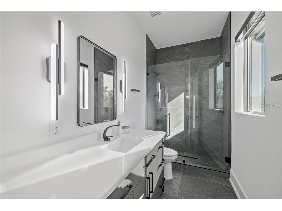 4717 W Estrella Street Tampa FL 33629 TB8448763 image57