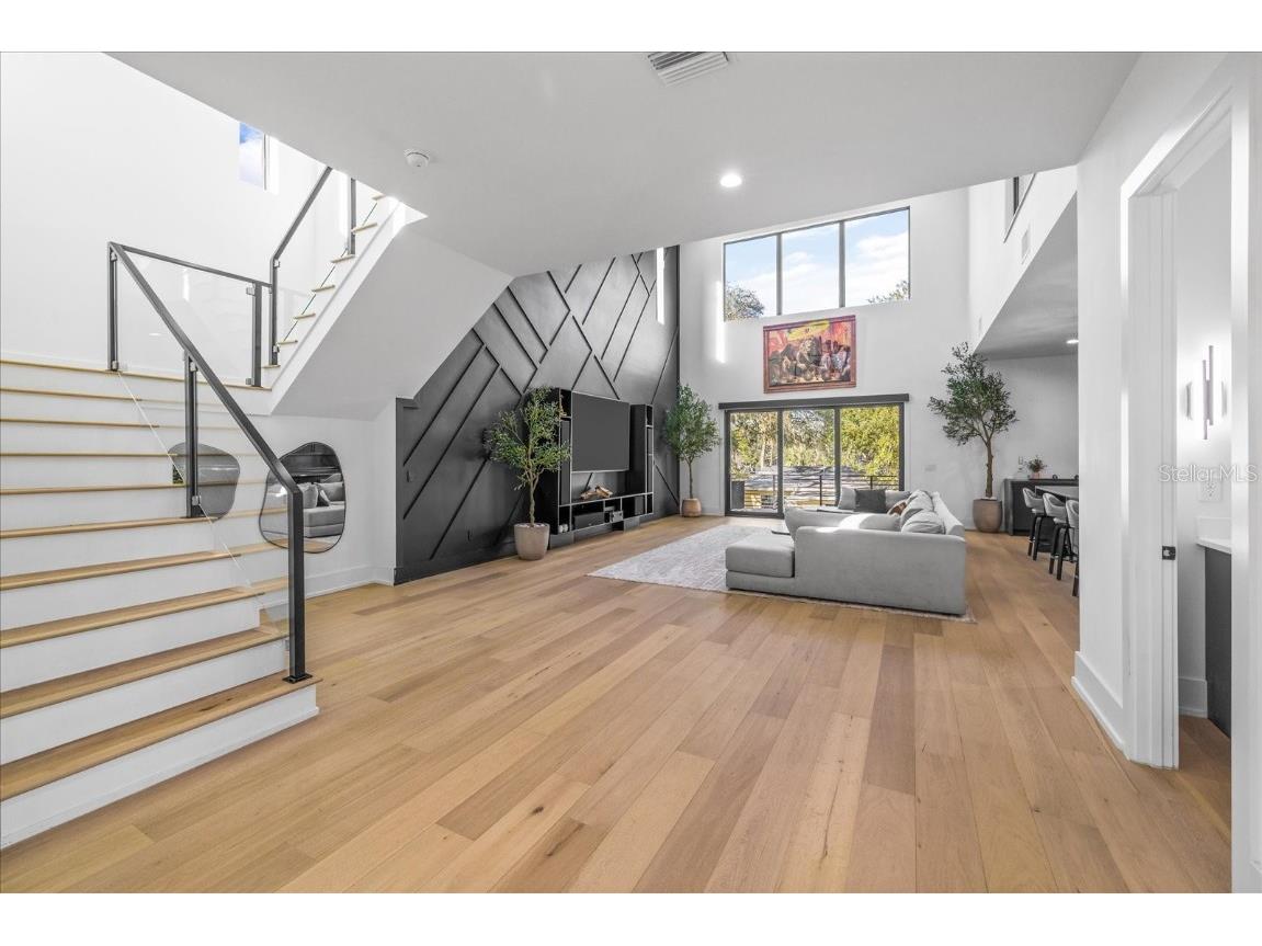 4717 W Estrella Street Tampa FL 33629 TB8448763 image6