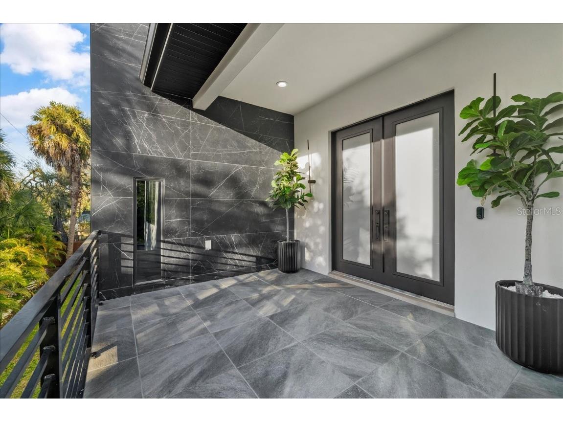 4717 W Estrella Street Tampa FL 33629 TB8448763 image60