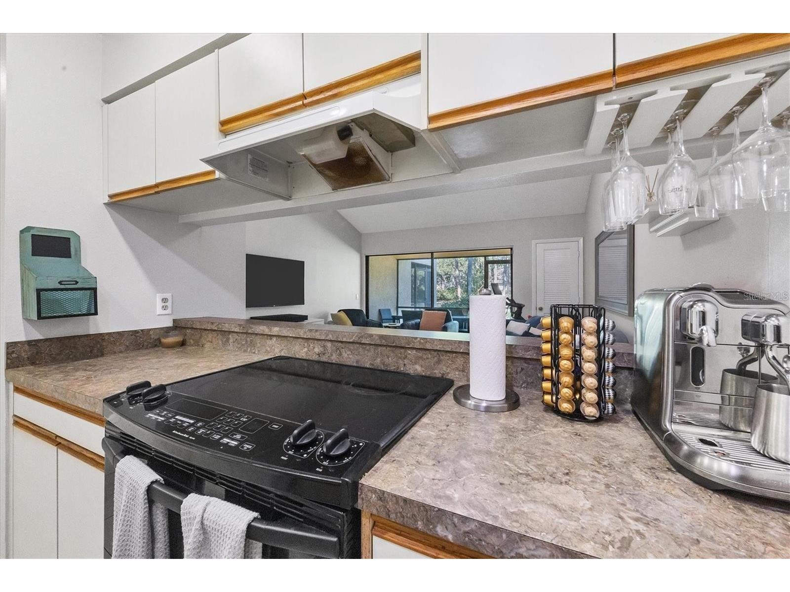 4717 Winslow Beacon #7 Sarasota FL 34235 A4687794 image10