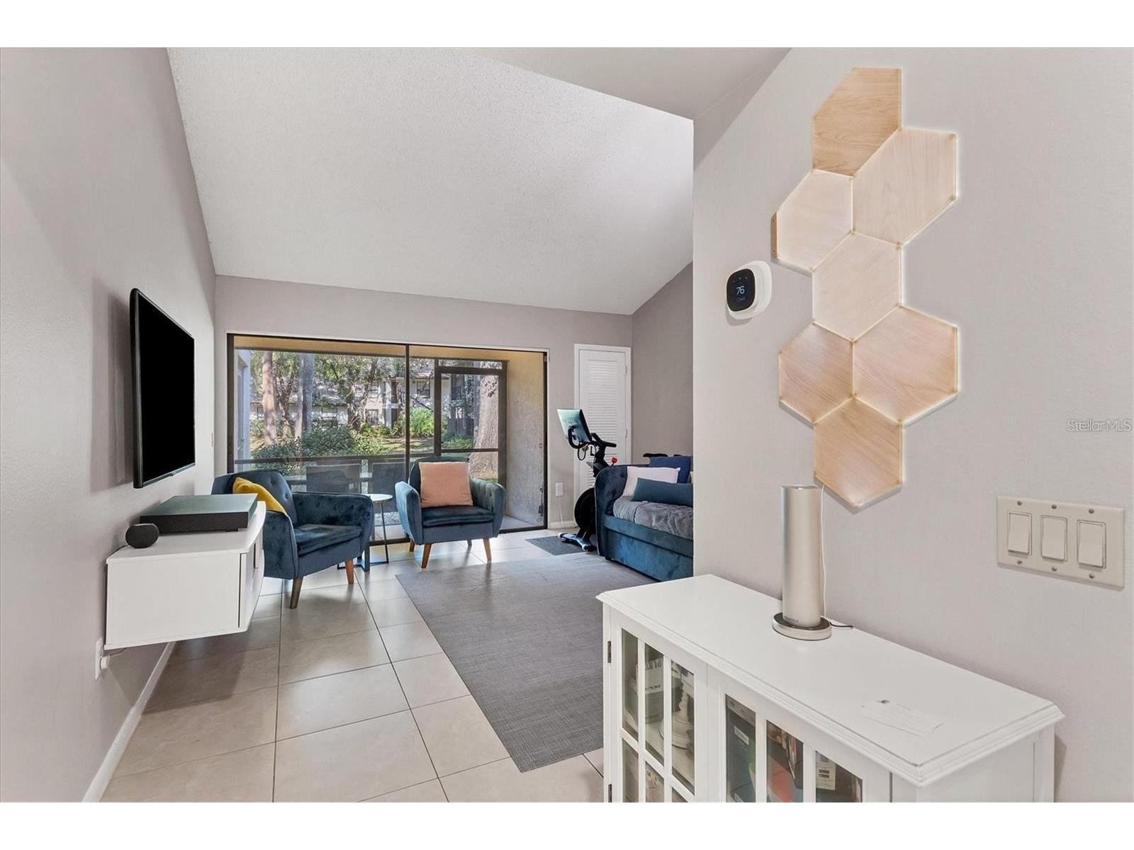 4717 Winslow Beacon #7 Sarasota FL 34235 A4687794 image4