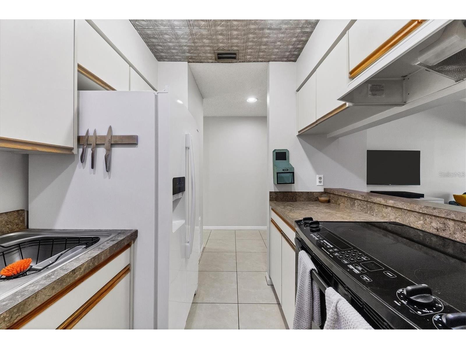 4717 Winslow Beacon #7 Sarasota FL 34235 A4687794 image8