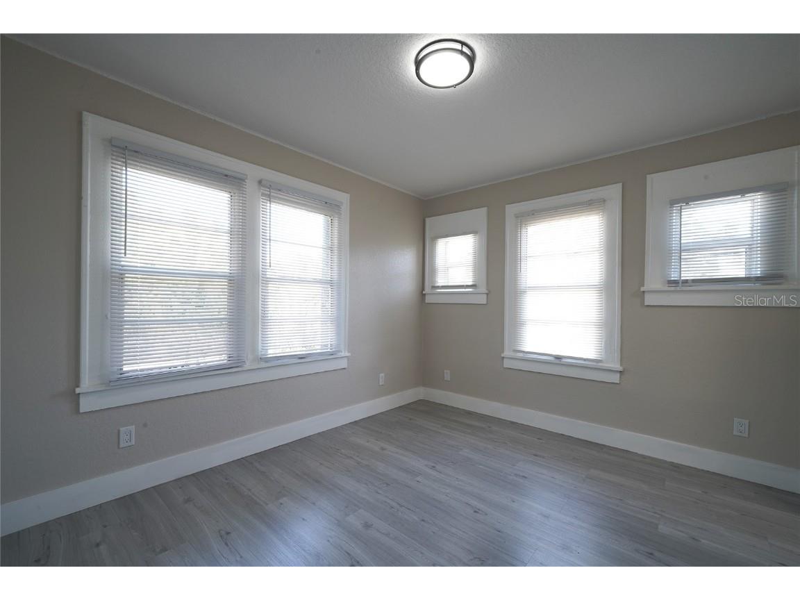 4718 13th Avenue S Saint Petersburg FL 33711 TB8416629 image11