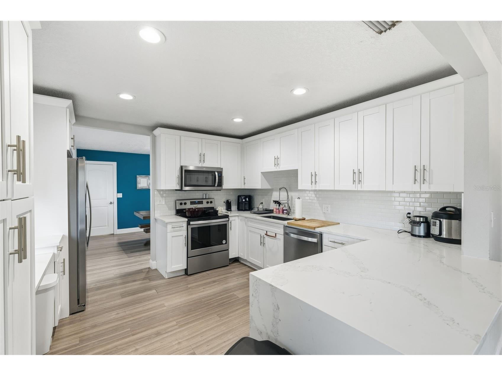 4718 22nd Street N Saint Petersburg FL 33714 TB8491884 image7