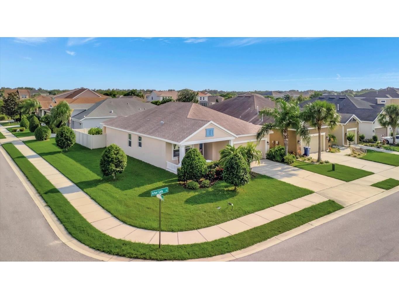 4718 Arbor Gate Drive Bradenton FL 34203 A4619761 image1