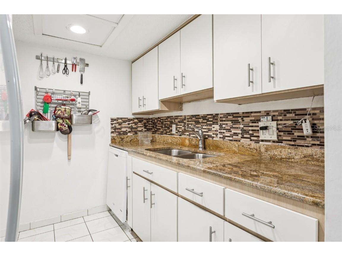 4718 Christa Court #314 Tampa FL 33614 TB8419875 image12