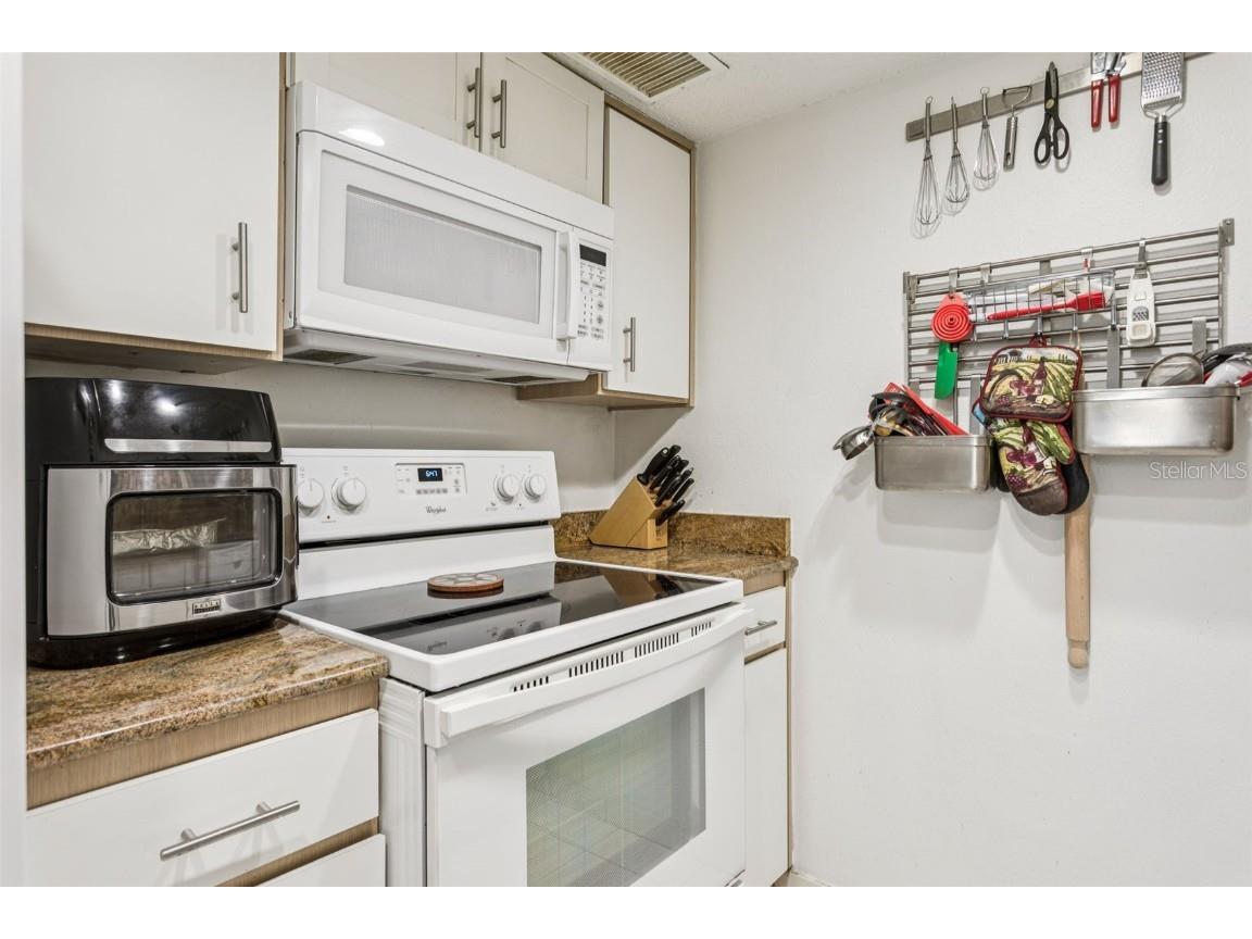 4718 Christa Court #314 Tampa FL 33614 TB8419875 image13