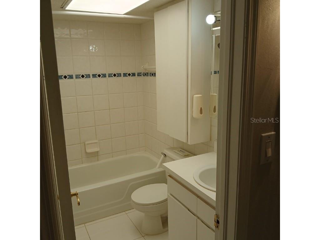 4718 Christa Court #317 Tampa FL 33614 W7877395 image17