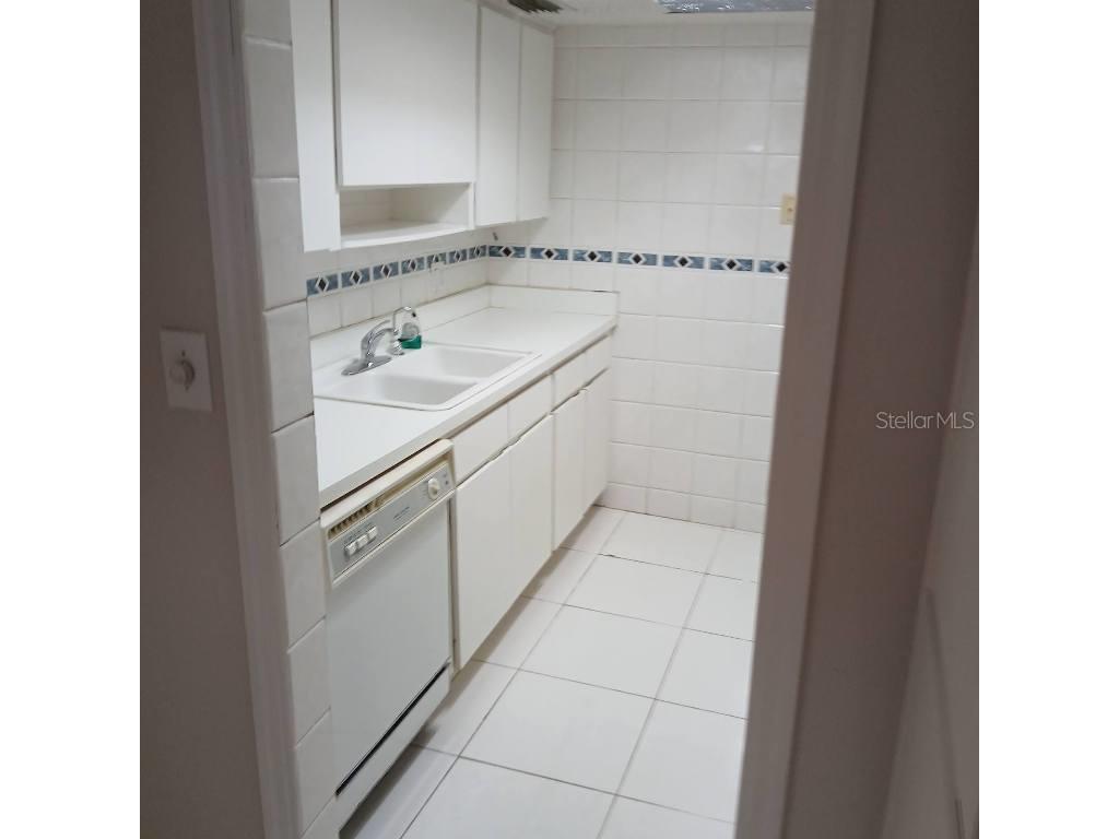 4718 Christa Court #317 Tampa FL 33614 W7877395 image6